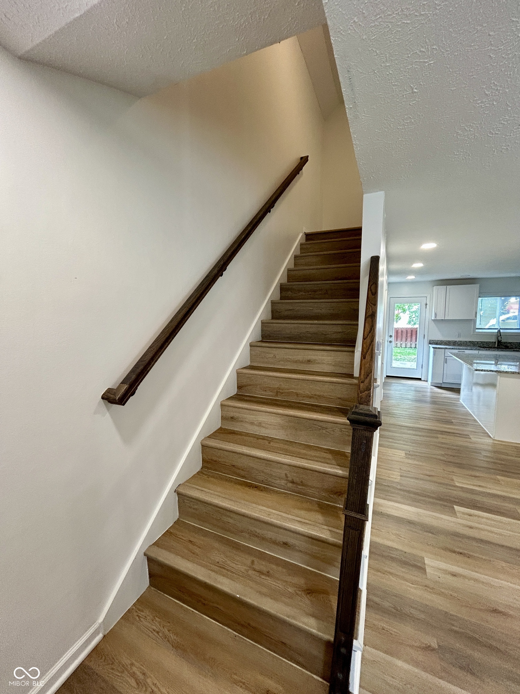 1286 Stonegate Road Greenwood, IN 46142 - Photo 12 of 27