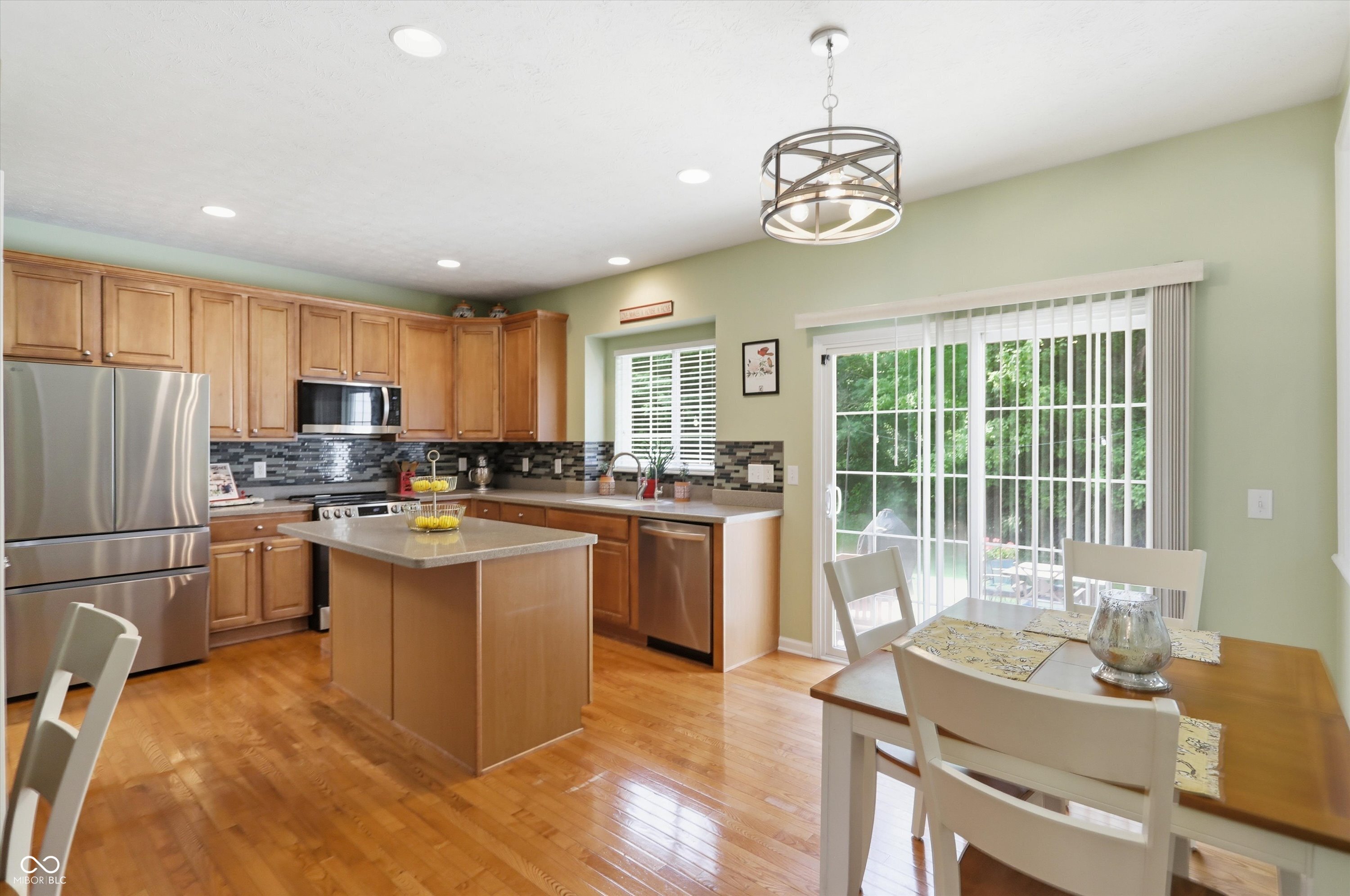 14401 Liverpool Place Fishers, IN 46037 - Photo 14 of 102