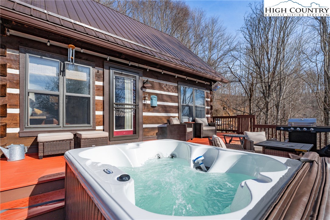 419 Billy Billings Road Vilas, NC 28692 - Photo 11 of 50