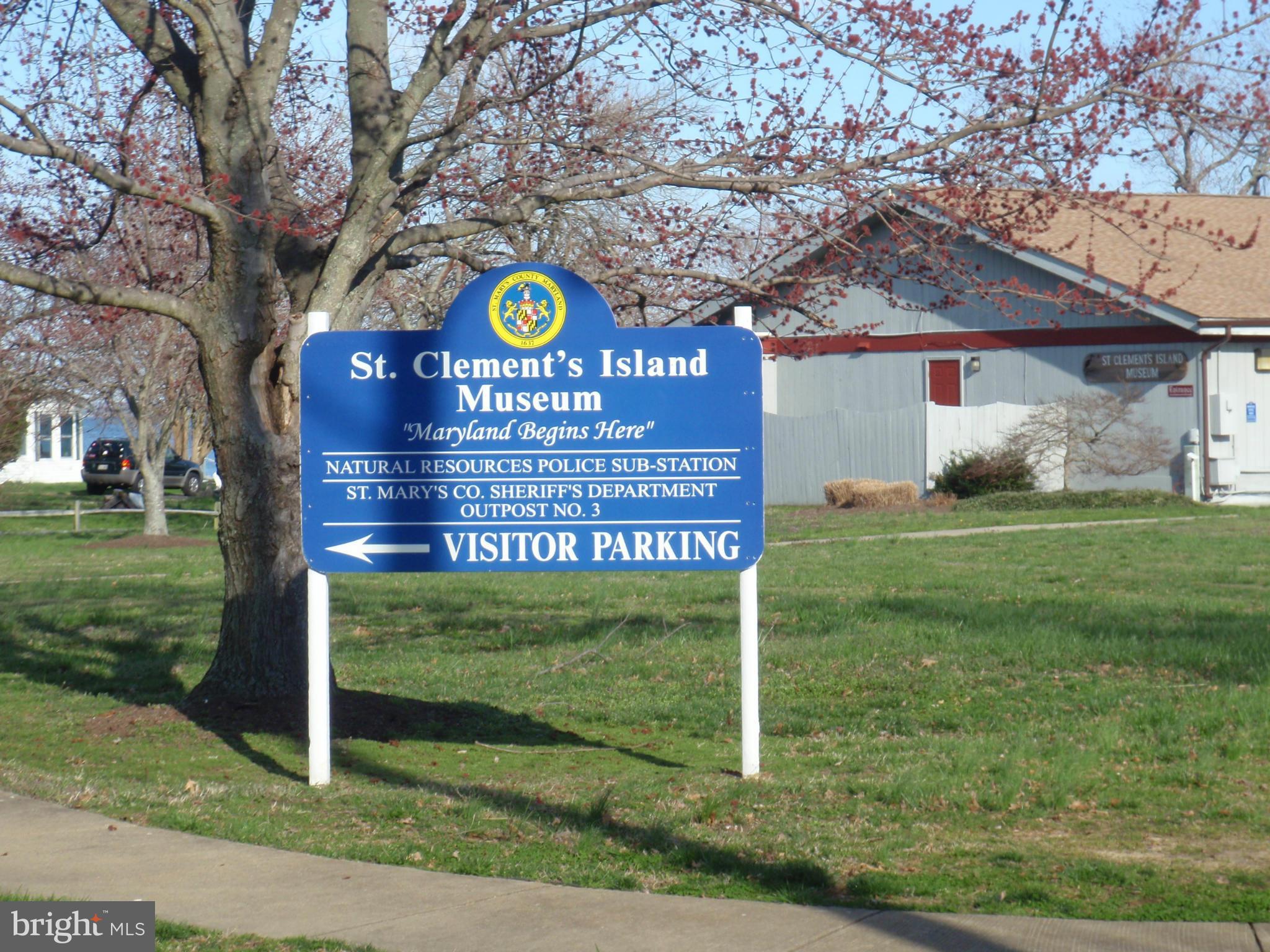 38431 Bayview Road Coltons Point, MD 20626 - Photo 23 of 25 a sign on the side of a building