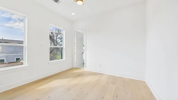 $619,900 | 602 Jewett Street, Unit B, Houston, TX 77009
