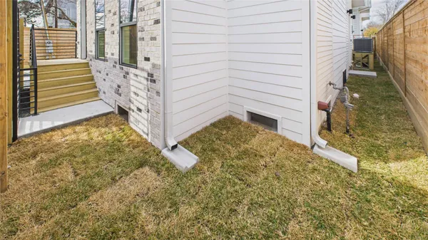 $619,900 | 602 Jewett Street, Unit B, Houston, TX 77009