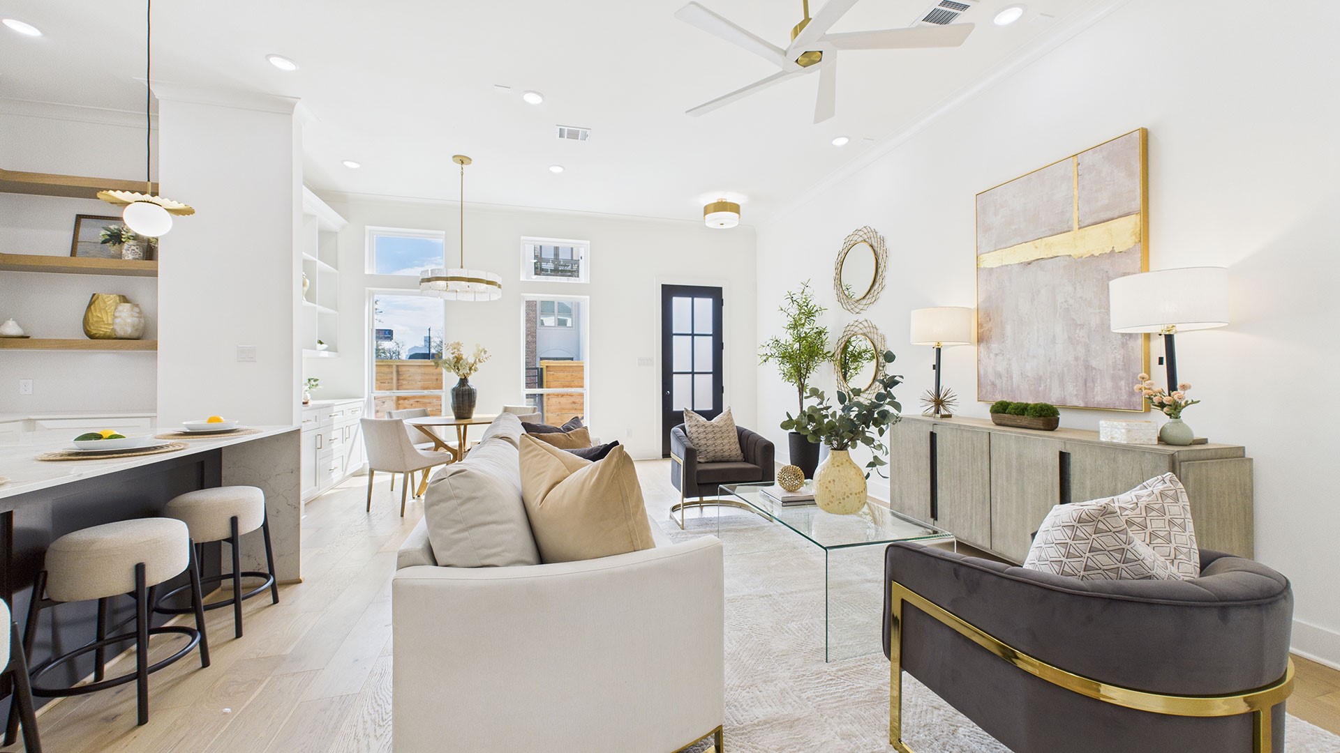 602 Jewett Street, Unit B Houston, TX 77009 - Photo 7 of 38 Here you are coming in from the back entrance and can see all the way to the solid wood and glass front door.
THe two car garage is large enough to accommodate extra storage and a big pick-up.