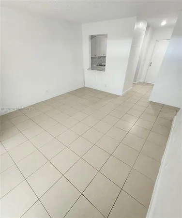 $2,315 | 11150 Southwest 196th Street, Unit 103, Cutler Bay, FL 33157