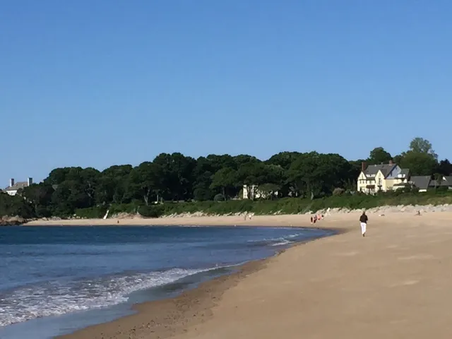 $3,200 | 6 Morse Court, Unit 2, Manchester, MA 01944