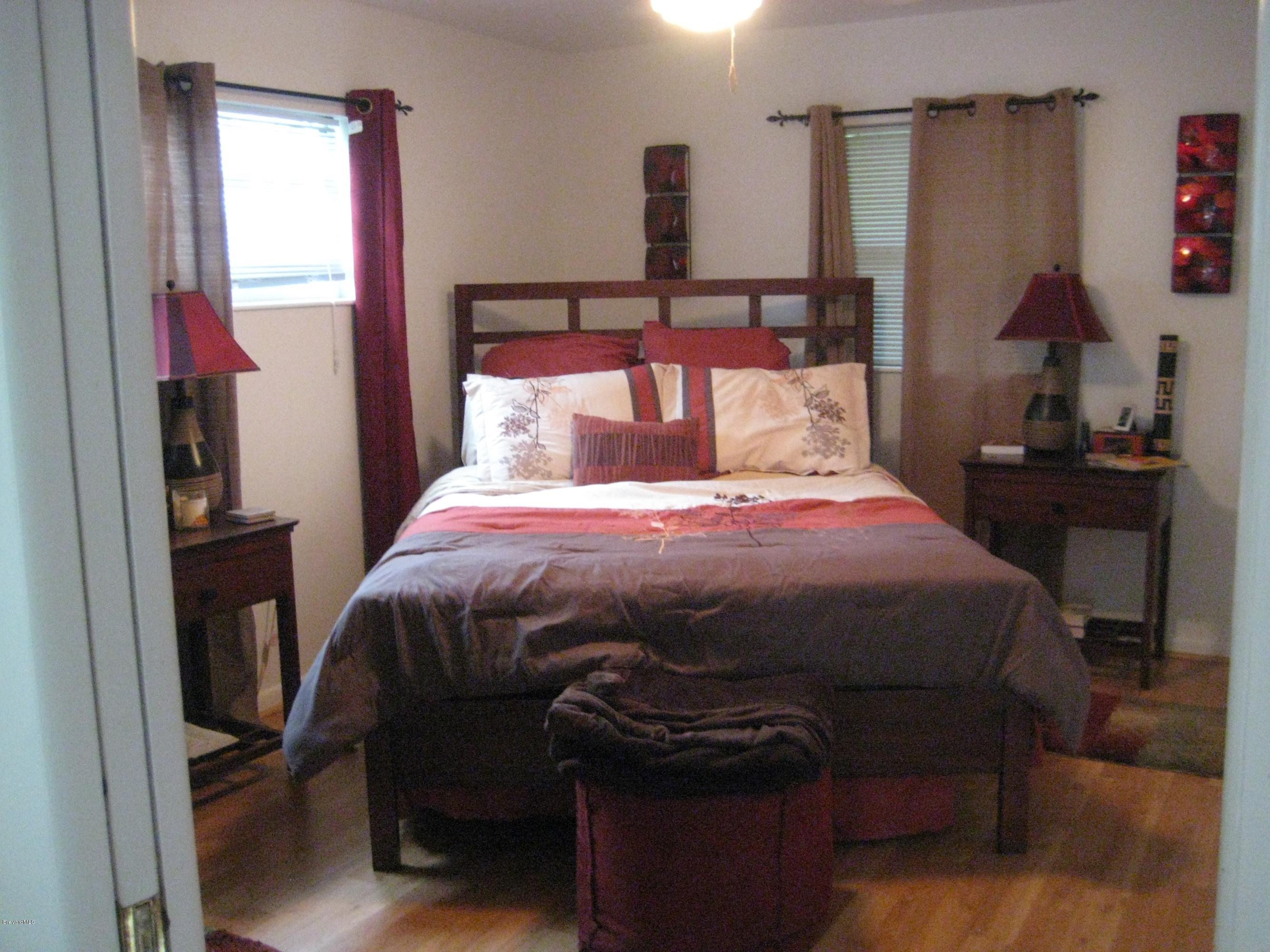 515 Poinsettia Road Melbourne Beach, FL 32951 - Photo 5 of 10 Master Bedroom
