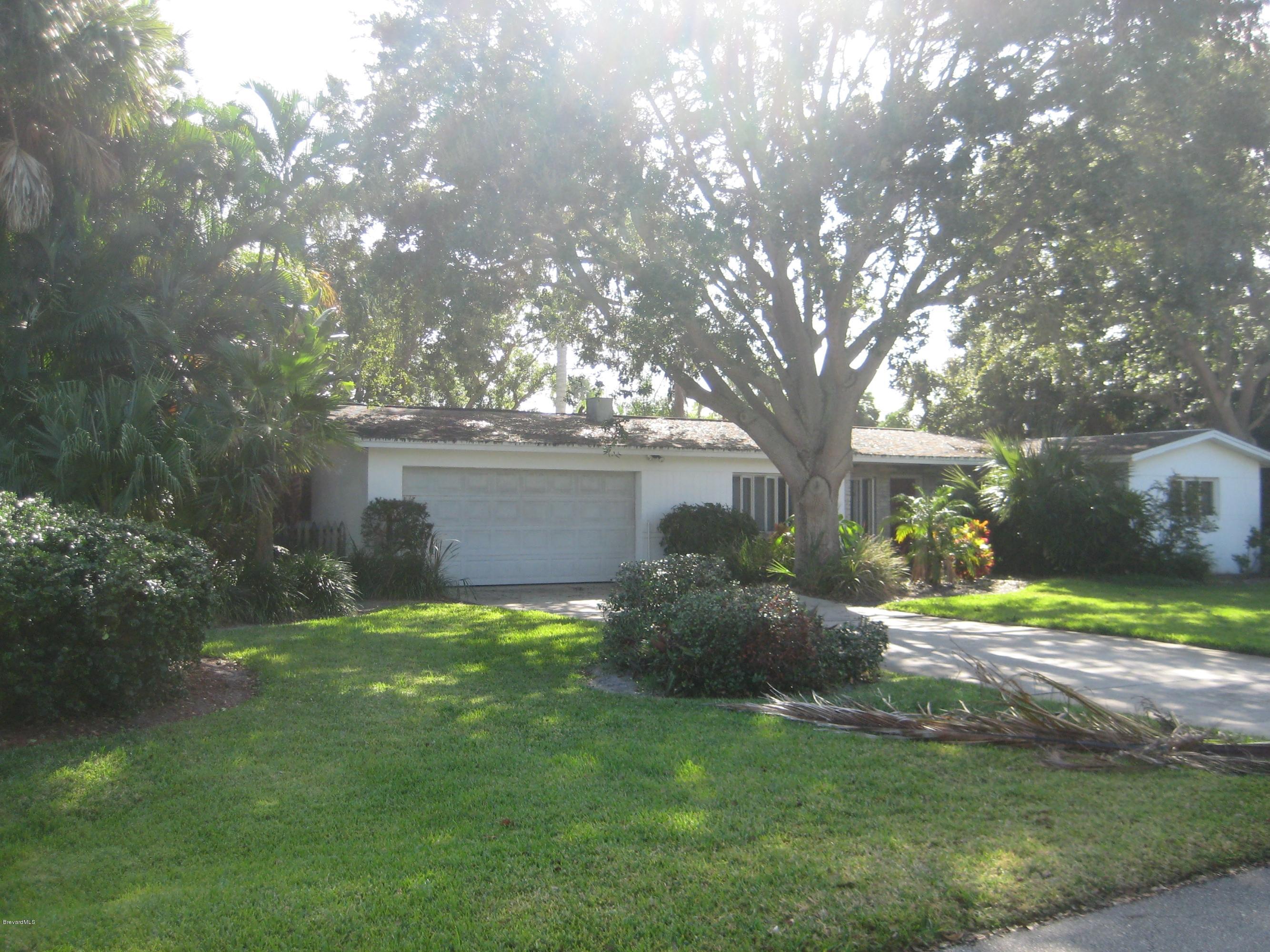 515 Poinsettia Road Melbourne Beach, FL 32951 - Photo 9 of 10 HOME FRONT