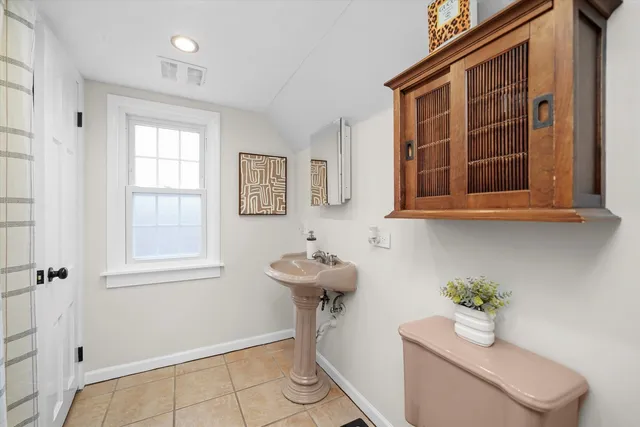 $350,000 | 1811 North 72nd Court, Elmwood Park, IL 60707