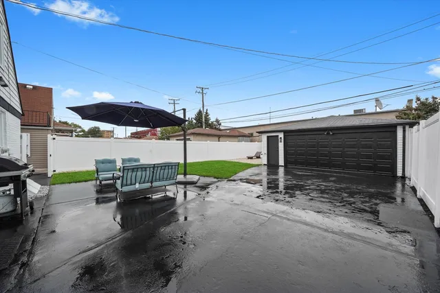 $350,000 | 1811 North 72nd Court, Elmwood Park, IL 60707