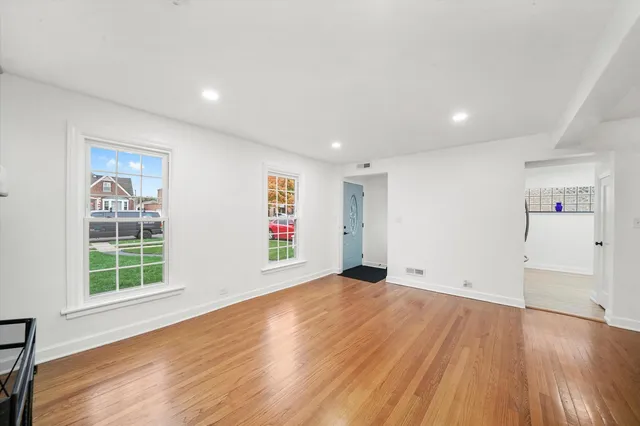 $350,000 | 1811 North 72nd Court, Elmwood Park, IL 60707