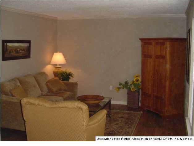 10286 West Winston Avenue, Unit 13 Baton Rouge, LA 70809 - Photo 4 of 10