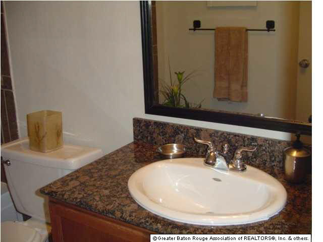 10286 West Winston Avenue, Unit 13 Baton Rouge, LA 70809 - Photo 7 of 10