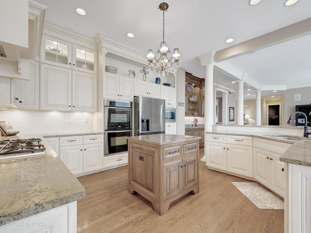 3408 Wild Prairie Lane Geneva, IL 60134 - Photo 12 of 53