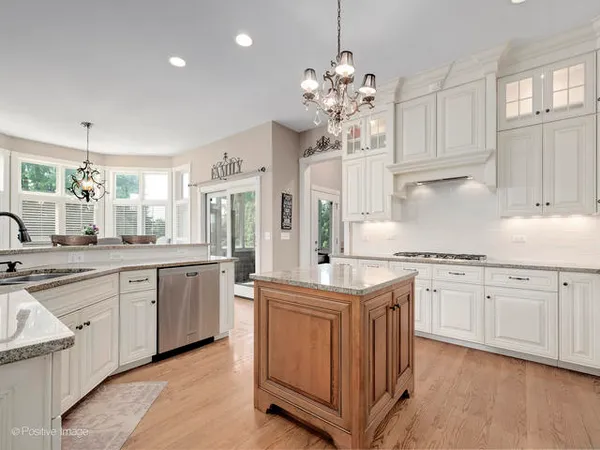 $900,000 | 3408 Wild Prairie Lane, Geneva, IL 60134