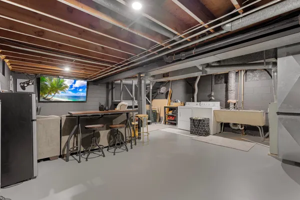 $175,000 | 3945 18th Avenue Northwest, Rochester, MN 55901