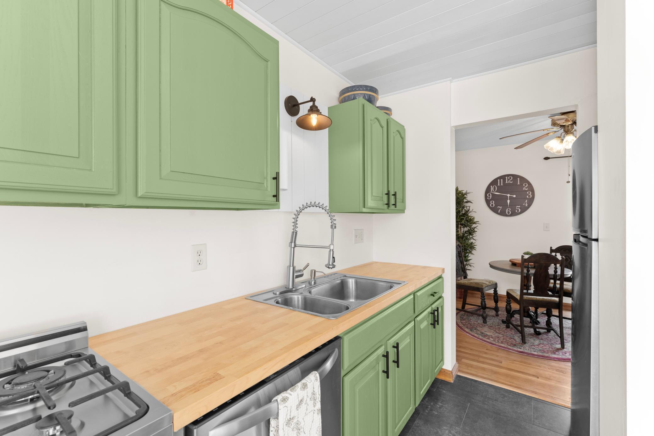 3945 18th Avenue Northwest Rochester, MN 55901 - Photo 10 of 26