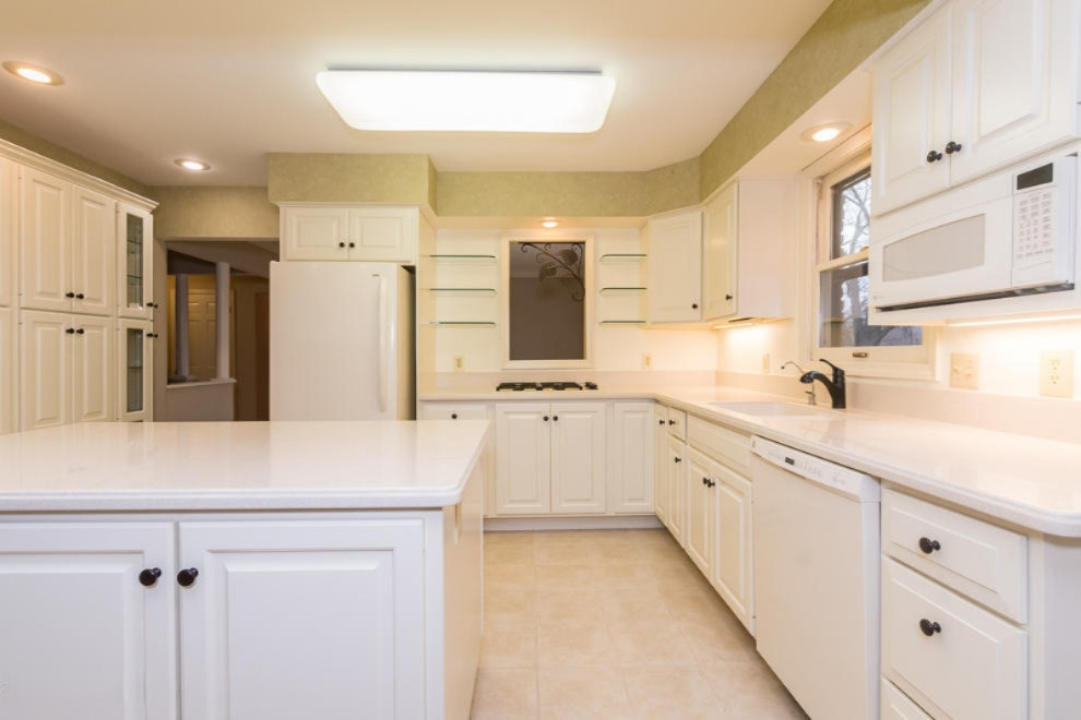 4311 Old Colony Road Kalamazoo, MI 49008 - Photo 11 of 52 RN5_8071