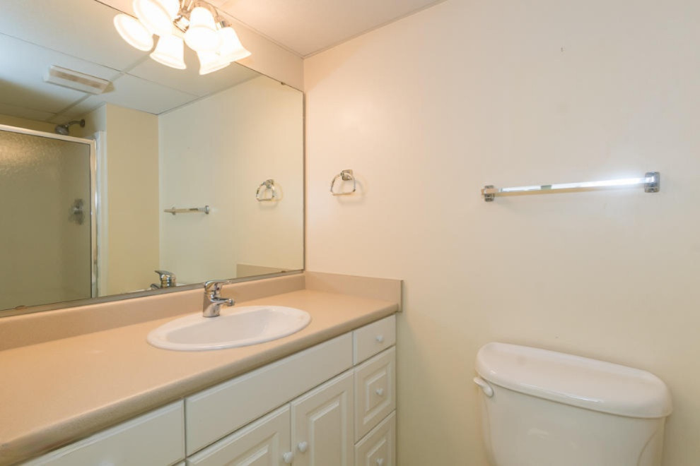 4311 Old Colony Road Kalamazoo, MI 49008 - Photo 33 of 52 RN5_8093
