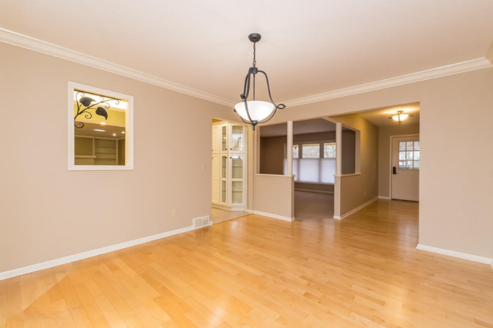 4311 Old Colony Road Kalamazoo, MI 49008 - Photo 8 of 52 RN5_8066