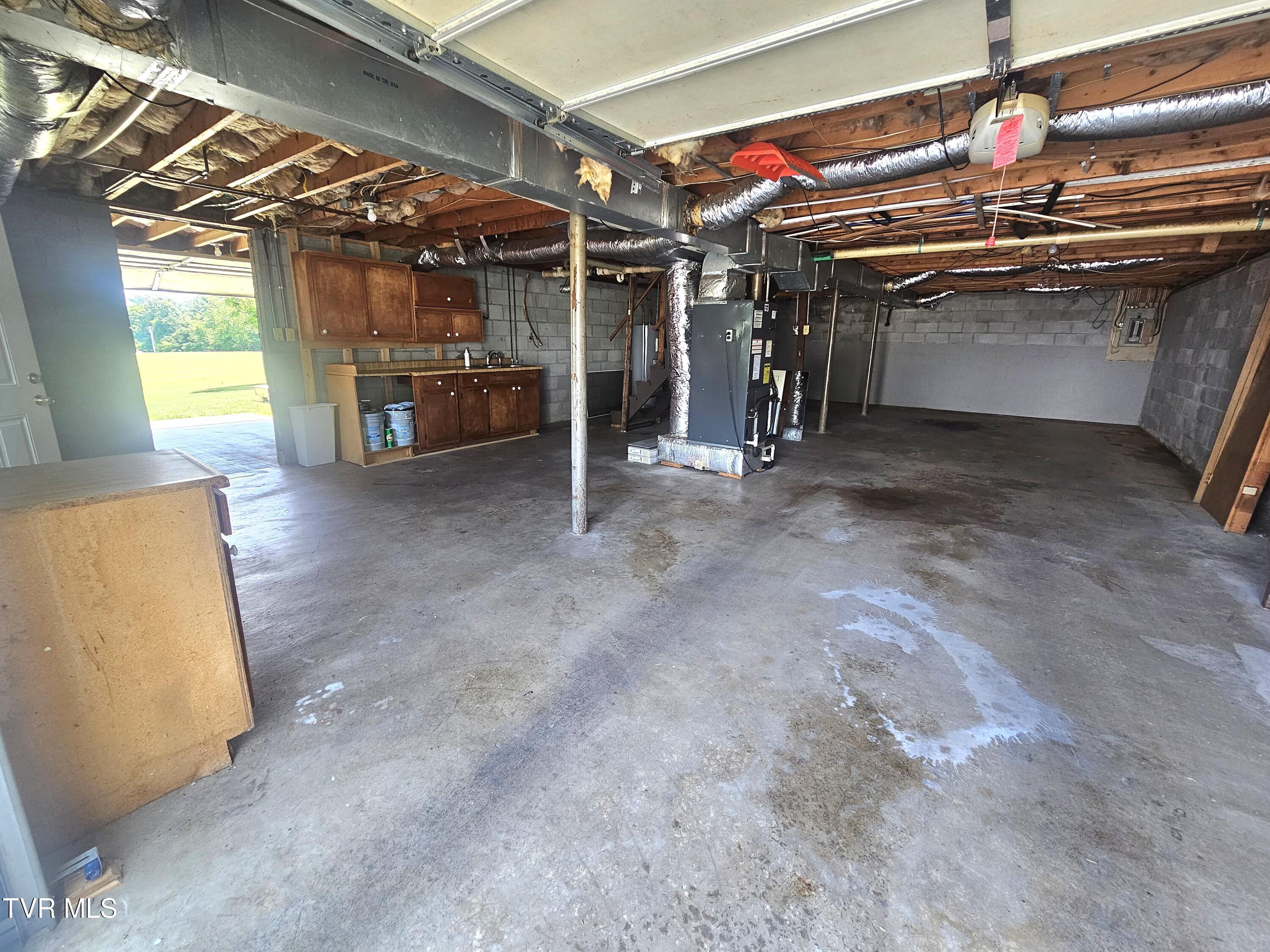 1037 West Vann Road Greeneville, TN 37743 - Photo 45 of 48 1000006167
