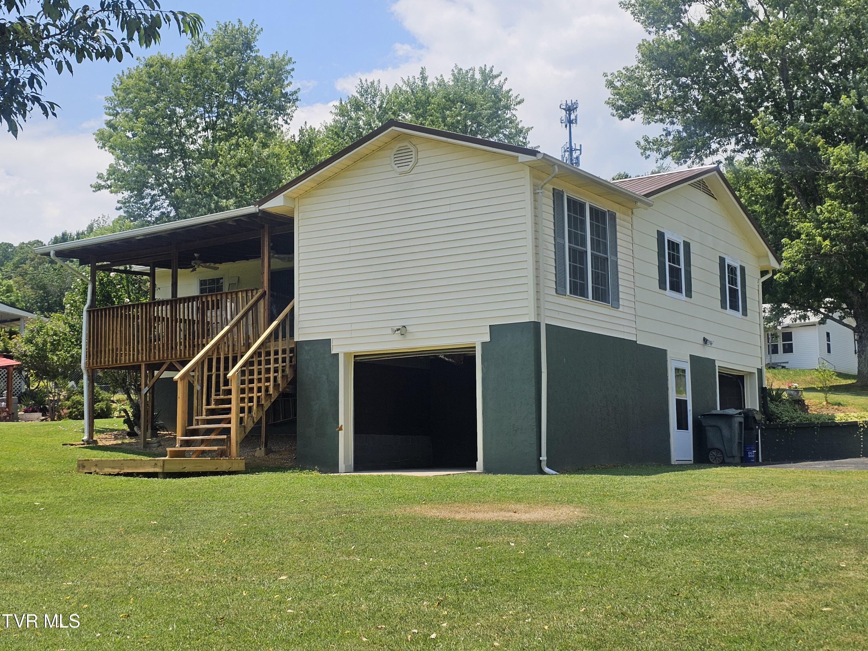 1037 West Vann Road Greeneville, TN 37743 - Photo 9 of 48 1000006183