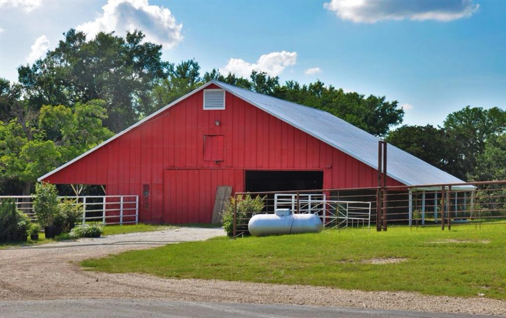 20131 China Spring Road Valley Mills, TX 76689 - Photo 36 of 40 Red Barn