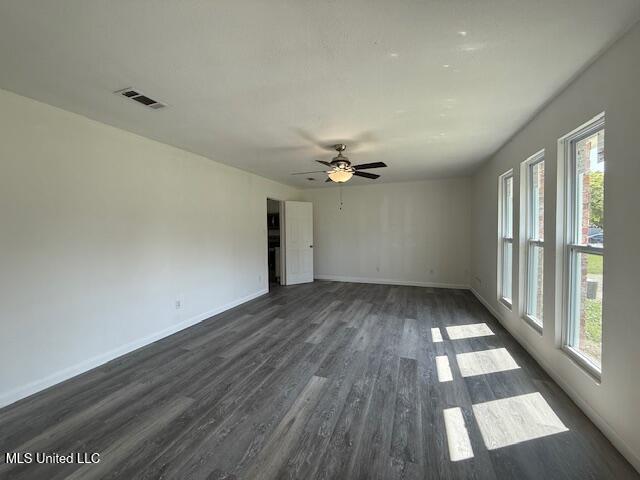 352 Annette Lane D'Iberville, MS 39540 - Photo 2 of 12 IMG_6707