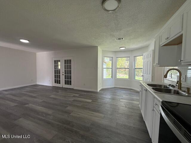 352 Annette Lane D'Iberville, MS 39540 - Photo 3 of 12 IMG_6708