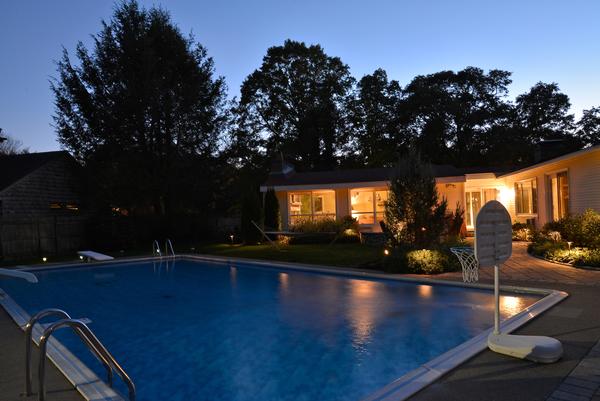 64 Topsfield Road Wenham, MA 01984 - Photo 3 of 30 Gallery Image 3
