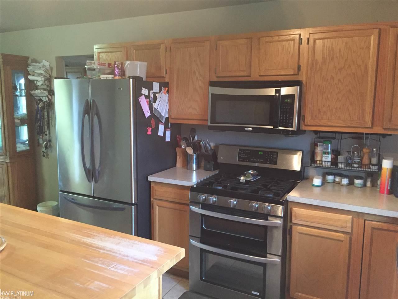 6820 Wildcat Road Jeddo, MI 48032 - Photo 5 of 14 31286402-4.JPG