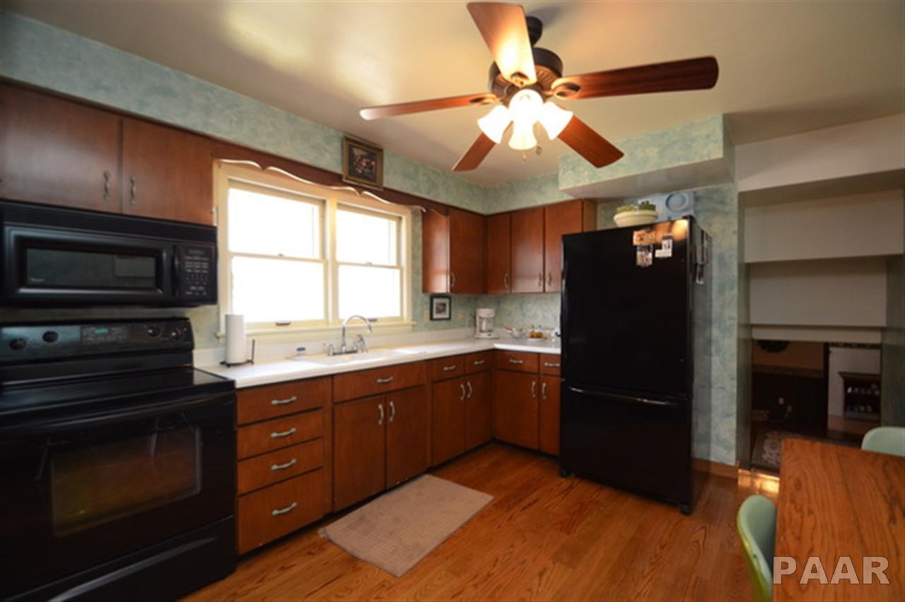1236 North Rim Road East Peoria, IL 61611 - Photo 6 of 28 Gallery Image 6