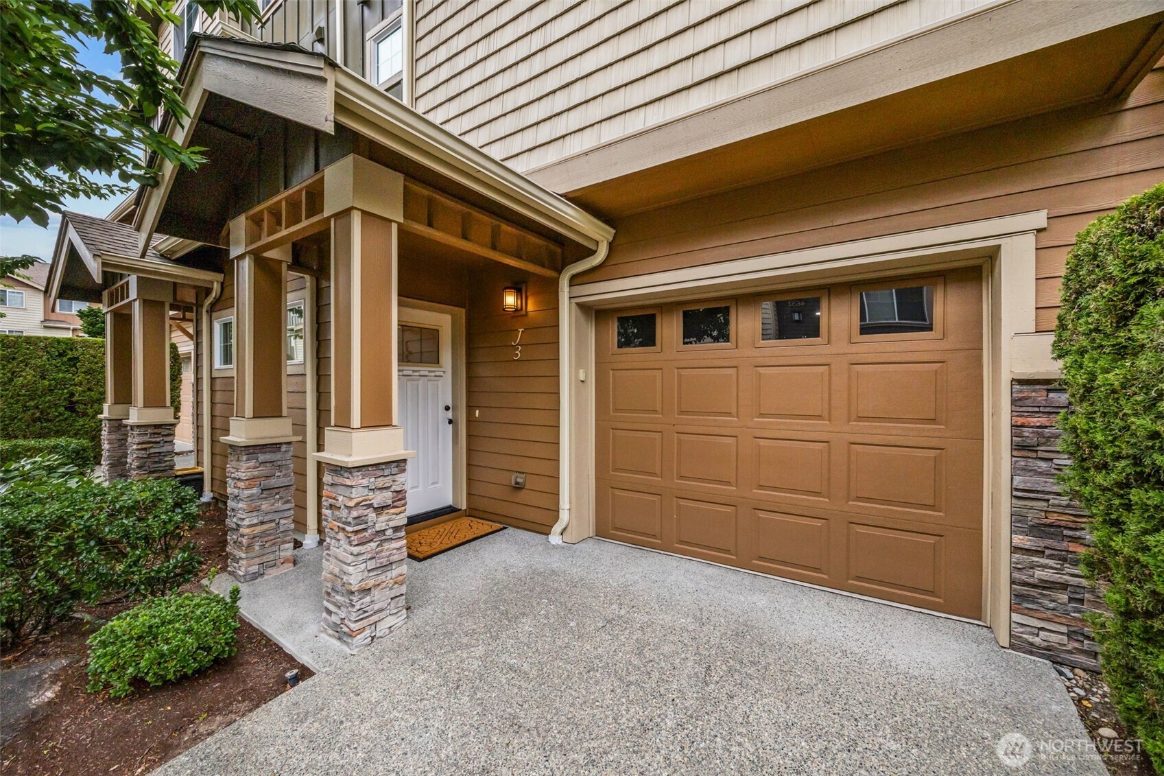 4660 Northeast 3rd Court, Unit J3 Renton, WA 98059 - Photo 29 of 33