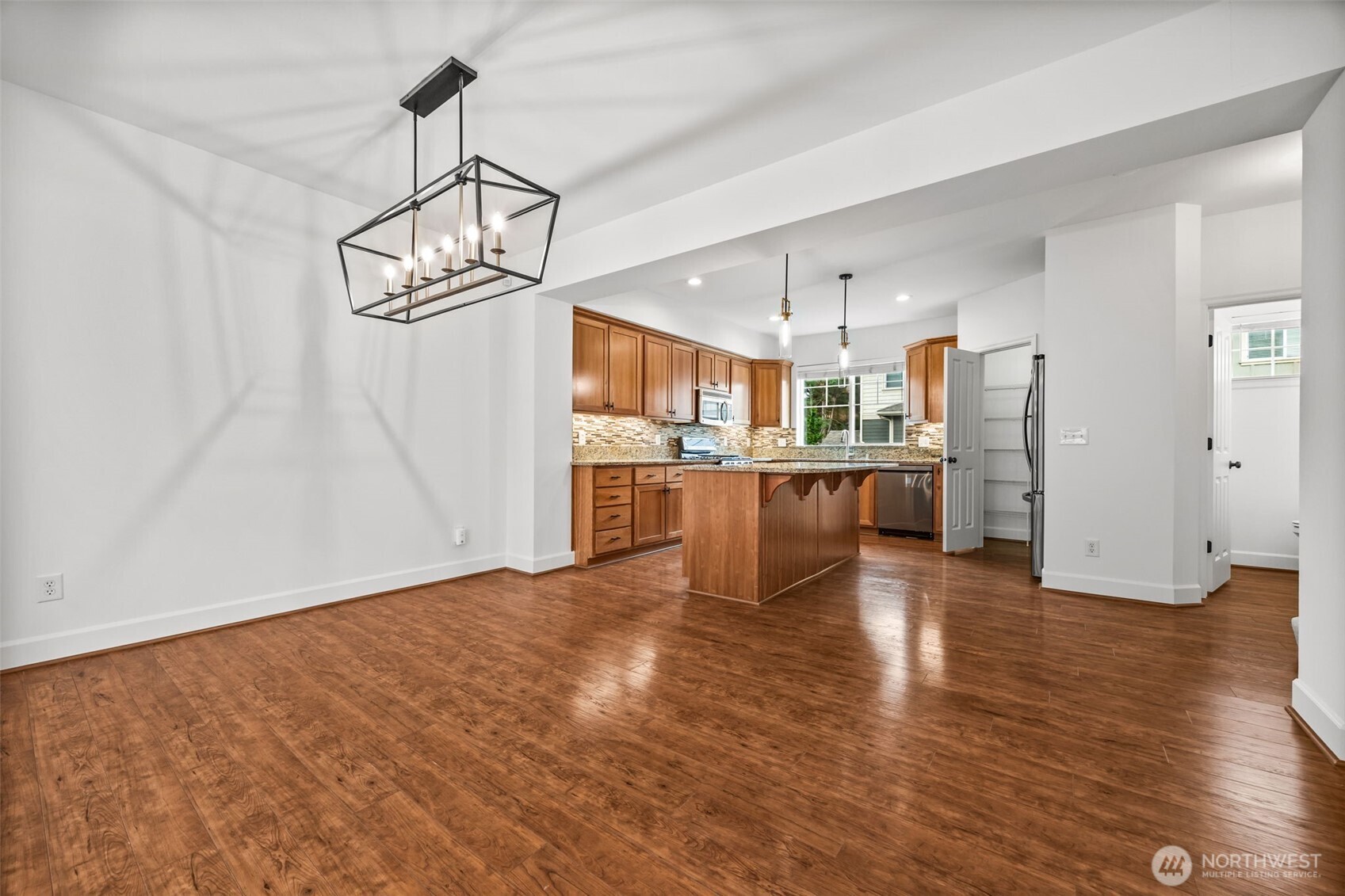 4660 Northeast 3rd Court, Unit J3 Renton, WA 98059 - Photo 10 of 33