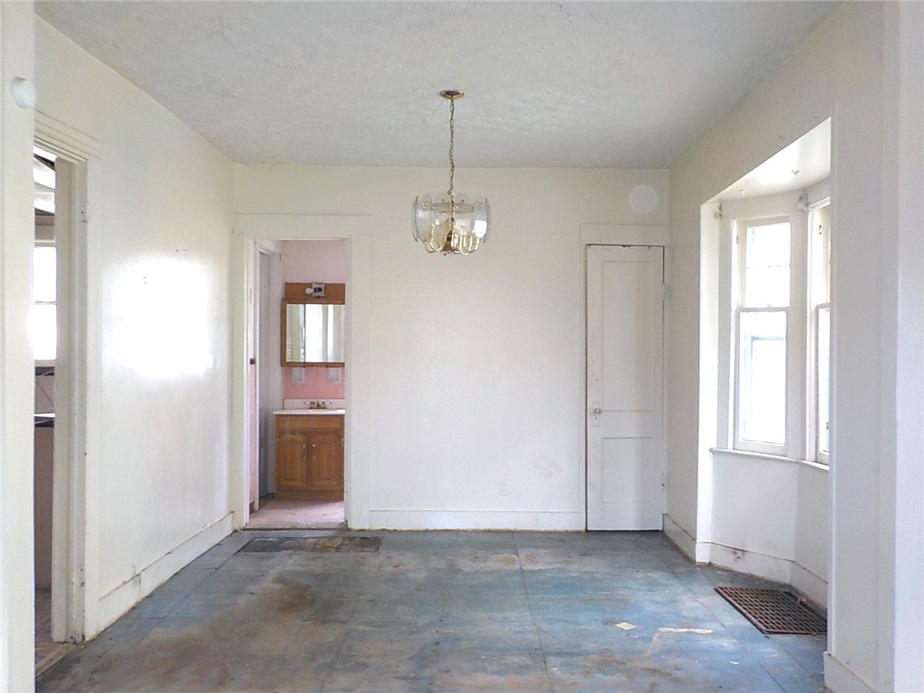 370 Cottage Street Rochester, NY 14611 - Photo 6 of 16