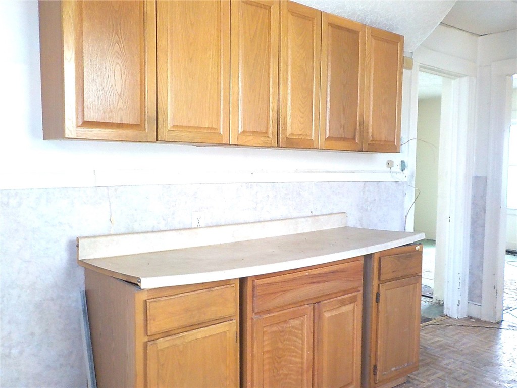 370 Cottage Street Rochester, NY 14611 - Photo 8 of 16