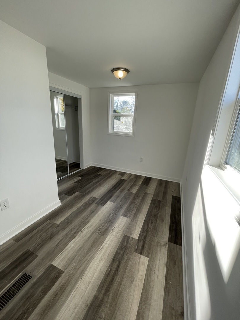 239 Blackthorn Road Matteson, IL 60443 - Photo 2 of 13 Gallery Image 2