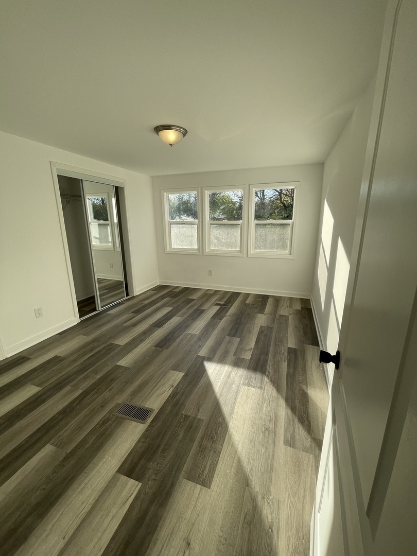 239 Blackthorn Road Matteson, IL 60443 - Photo 4 of 13 Gallery Image 4