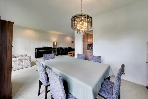 $424,900 | 4050 Church Street, Skokie, IL 60076