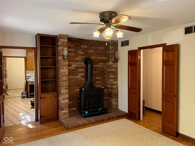 $349,000 | 8050 Murphy Court, Indianapolis, IN 46256