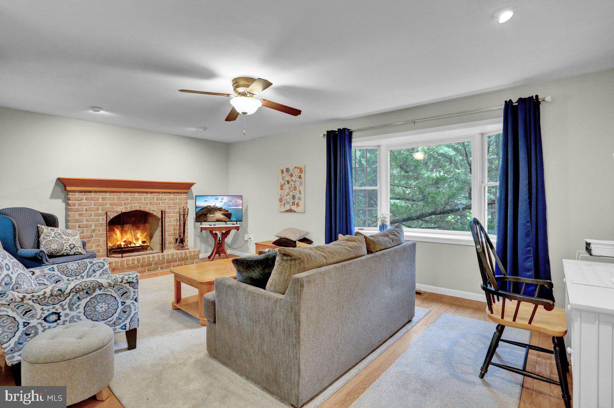 198 Bard Road Pottstown, PA 19465 - Photo 16 of 64 Family room view 2