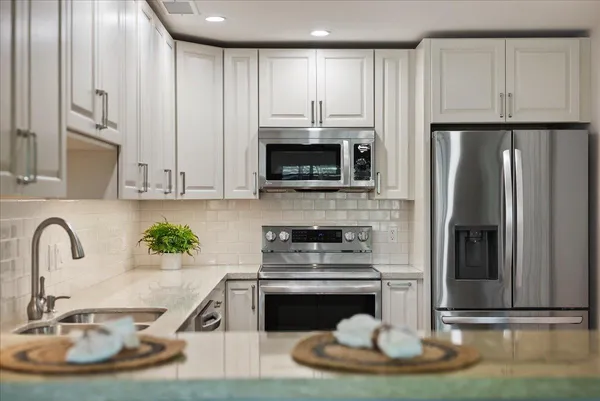 $1,170,000 | 16 Kai Makani Loop, Unit D201, Kihei, HI 96753