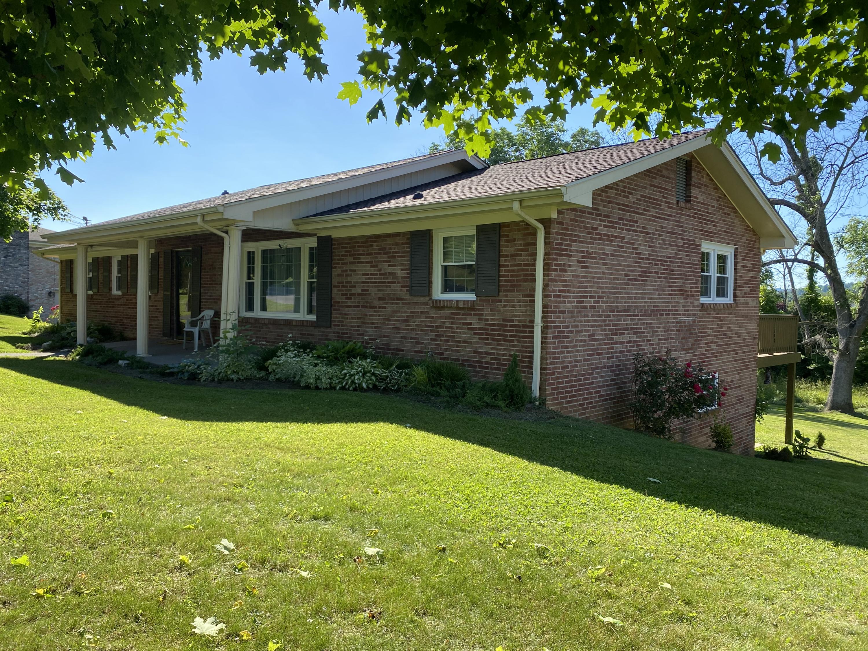 30 Spring Valley Road Bristol, VA 24201 - Photo 1 of 40 1