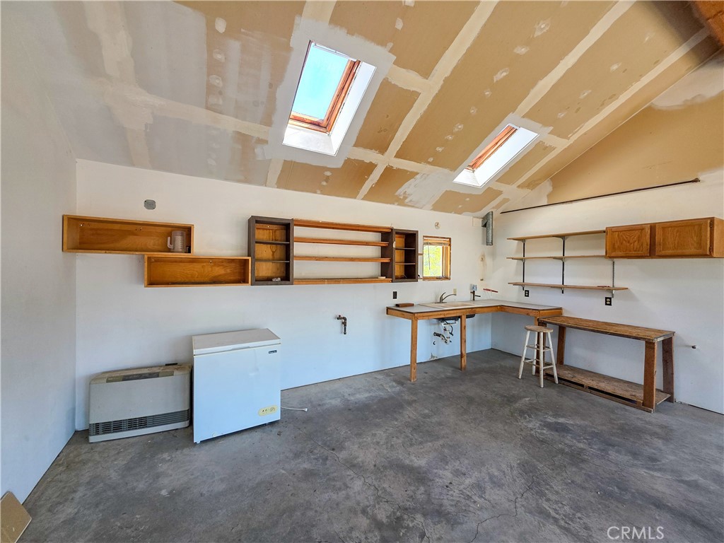7021 Quarry Road Weed, CA 96094 - Photo 16 of 35