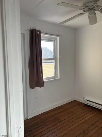 $2,300 | 19 Windemere Avenue, Unit 5, Mount Arlington, NJ 07856