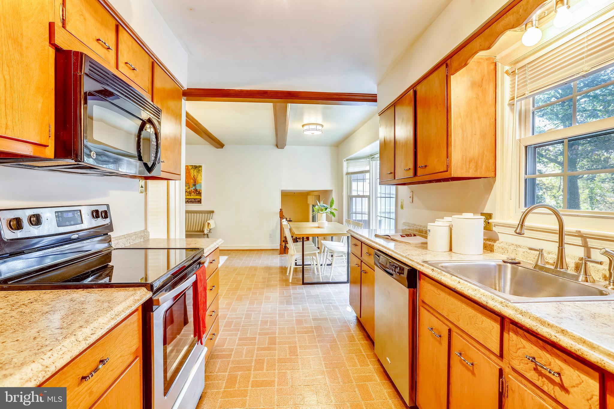 7606 Range Road Alexandria, VA 22306 - Photo 14 of 44 Gallery Image 14