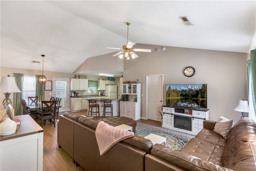 3338 Centerville Road Anderson, SC 29625 - Photo 4 of 28 This inviting space combines comfort and functionality with an open layout.