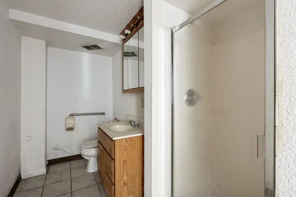 $129,900 | 714 20th Street, East Moline, IL 61244