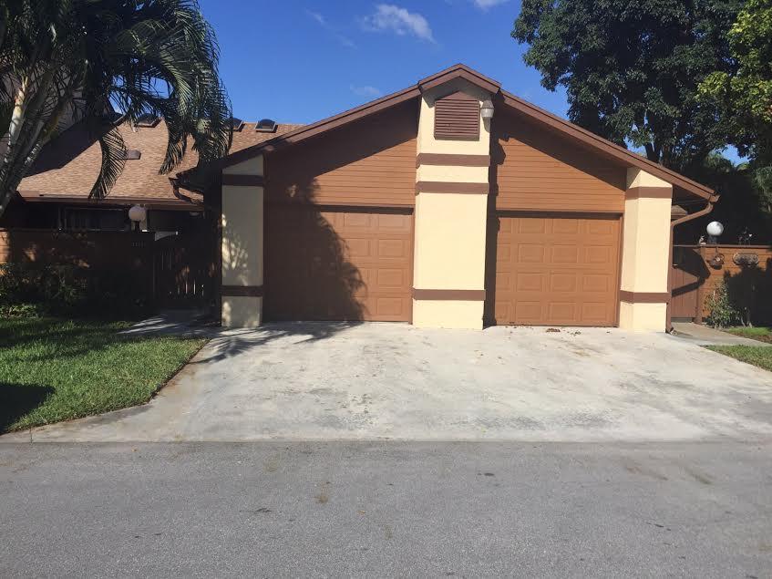 3757 Blue Ridge Road, Unit 33406 West Palm Beach, FL 33406 - Photo 4 of 36 Front garage 3757