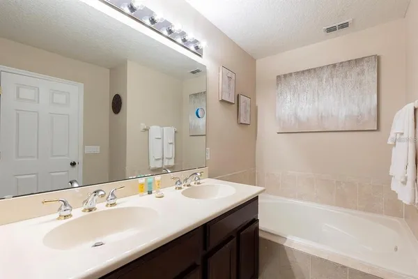 $2,400 | 7596 Assembly Lane, Kissimmee, FL 34747