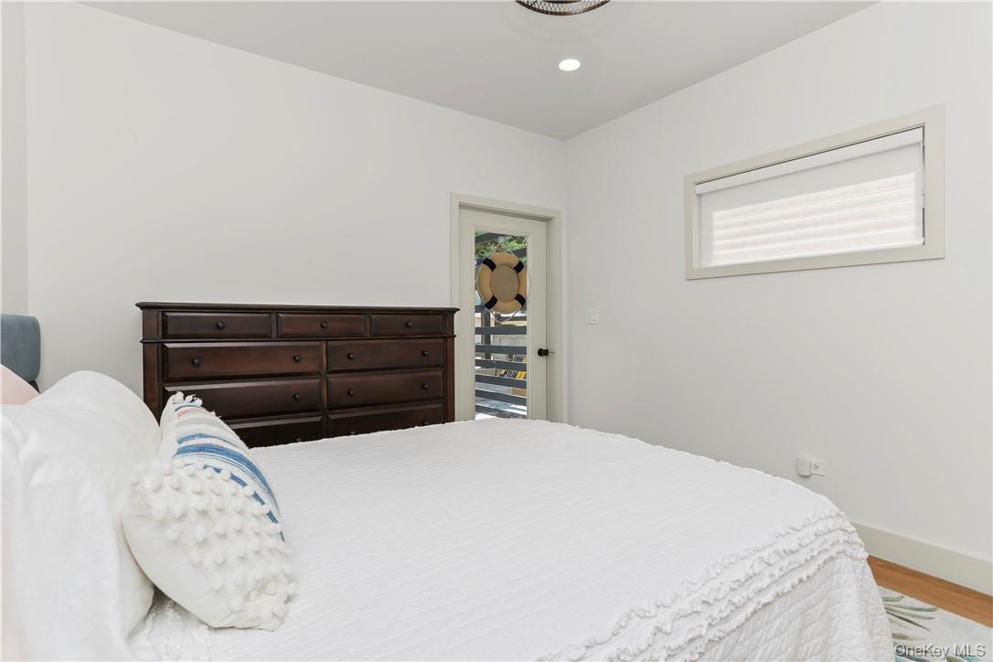 81 Rochelle Street Bronx, NY 10464 - Photo 13 of 30